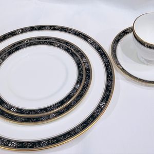 Oscar De La Renta 40pc Aviance - Black, Bone China